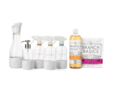 The Premium Starter Kit featuring refillable Glass bottles, displayed against a transparent background.